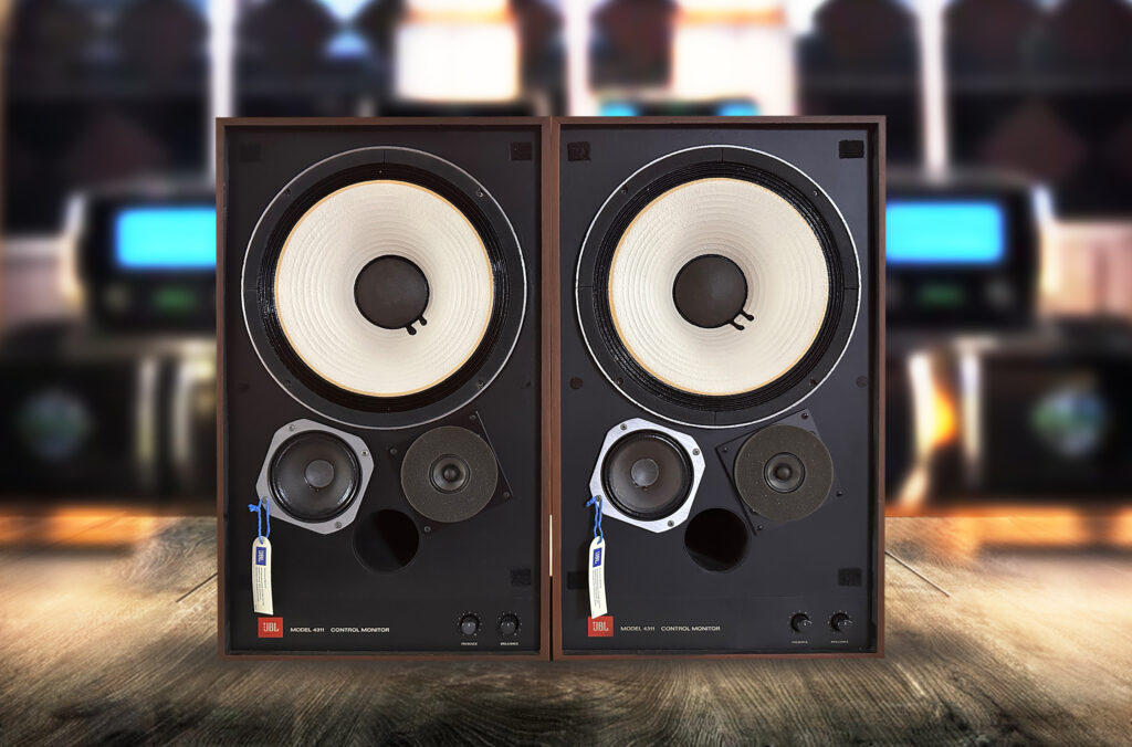JBL　スピーカー　4311　CONTROL MONITOR JBL Control Monitor 4311B Vintage Speakers - Pair | eBay