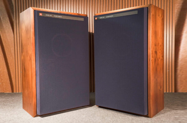 EXCELLENT JBL 4343 SPEAKERS