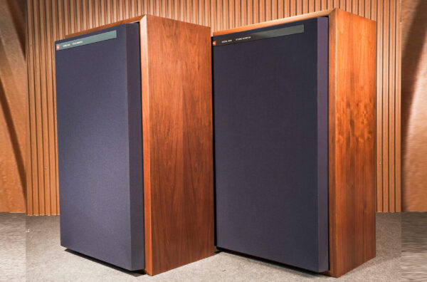EXCELLENT JBL 4343 SPEAKERS