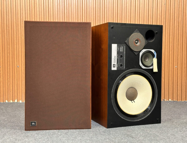 JBL L100 CENTURY SPEAKERS