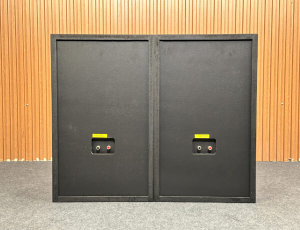 2qe0005_vs11_image_jbl_l100century_8