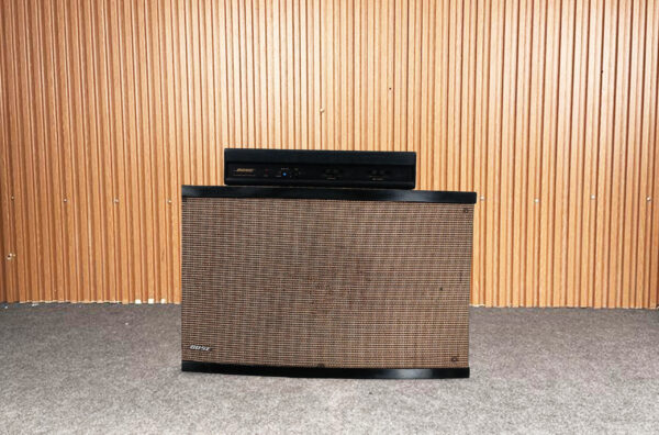 EXCELLENT BOSE 901 SERIES VI SPEAKERS