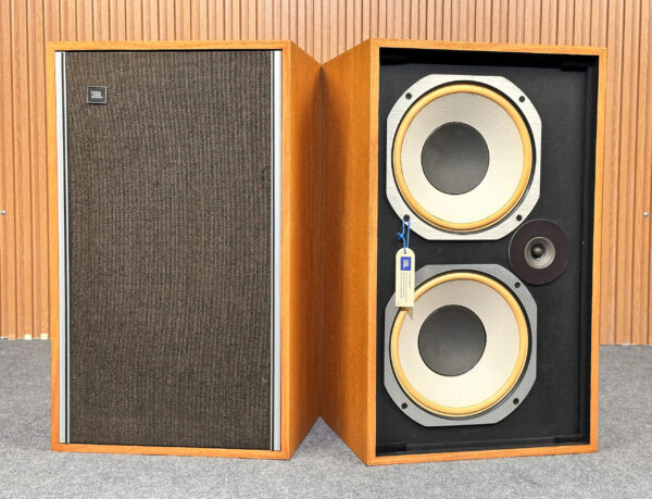 JBL L77 LANCER SPEAKERS