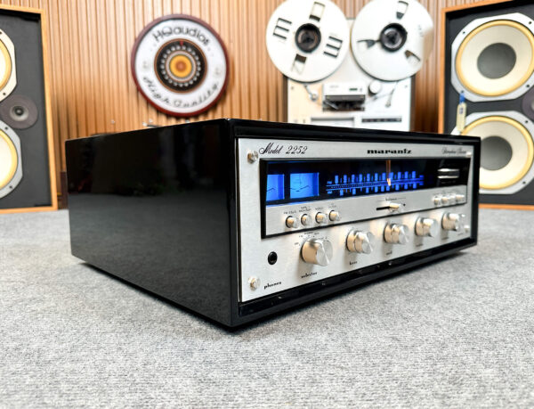 MARANTZ 2252 VINTAGE RECEIVER