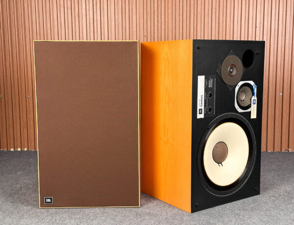 JBL L100 CENTURY SPEAKERS
