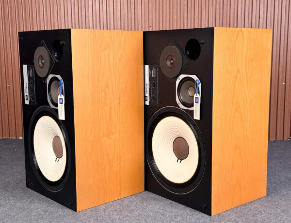 JBL L100 CENTURY SPEAKERS