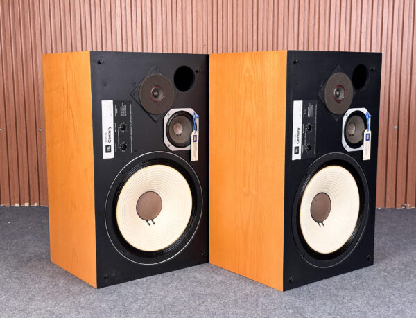 JBL L100 CENTURY SPEAKERS