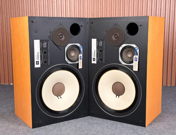 JBL L100 CENTURY SPEAKERS