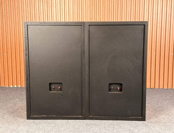 JBL L100 CENTURY SPEAKERS