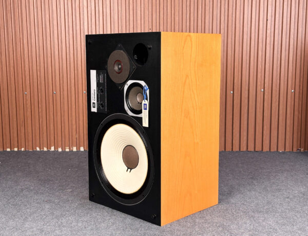 JBL L100 CENTURY SPEAKERS