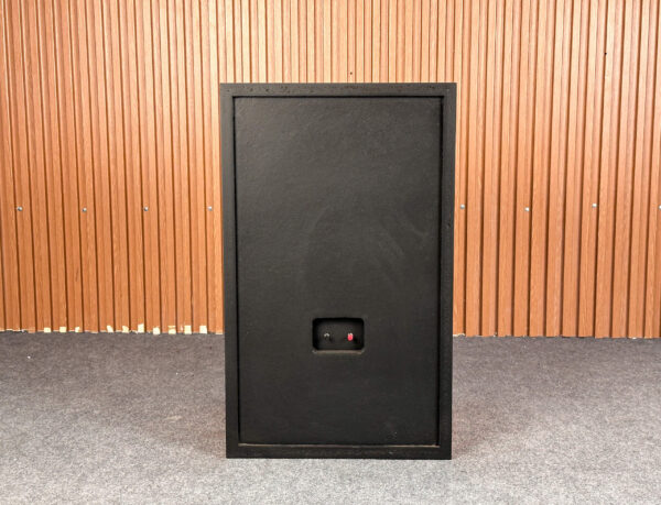 JBL L100 CENTURY SPEAKERS