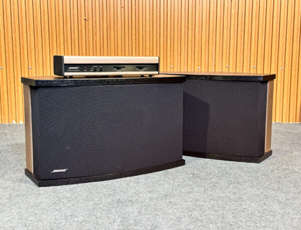 BOSE 901 SERIES V VINTAGE SPEAKERS