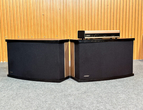 BOSE 901 SERIES V VINTAGE SPEAKERS
