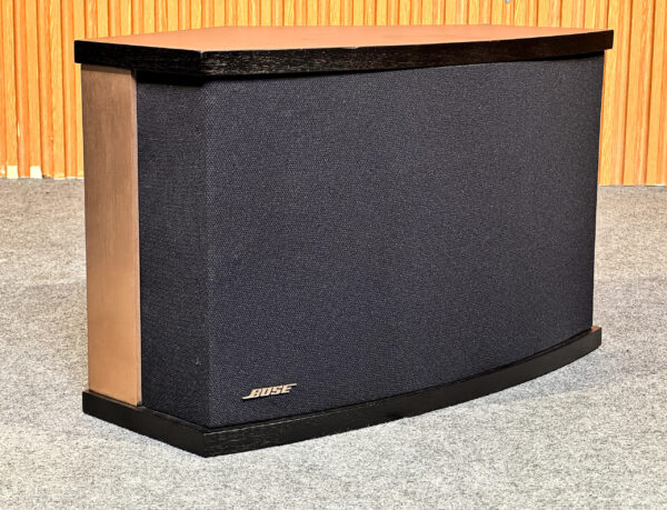 BOSE 901 SERIES V VINTAGE SPEAKERS