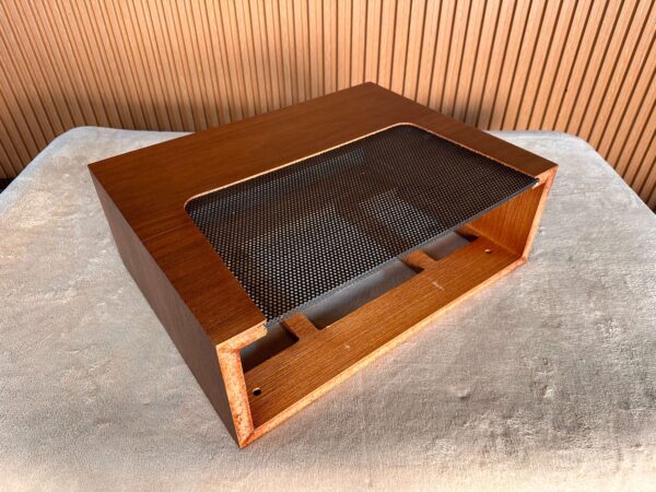 Marantz WC-43 Walnut Wood Case