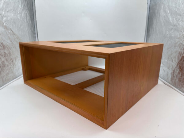 Marantz WC-24 Walnut Wood Case