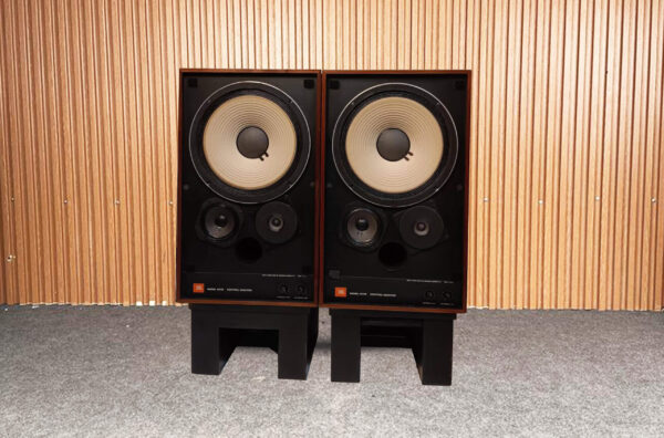 Jbl 4311b Speakers-5