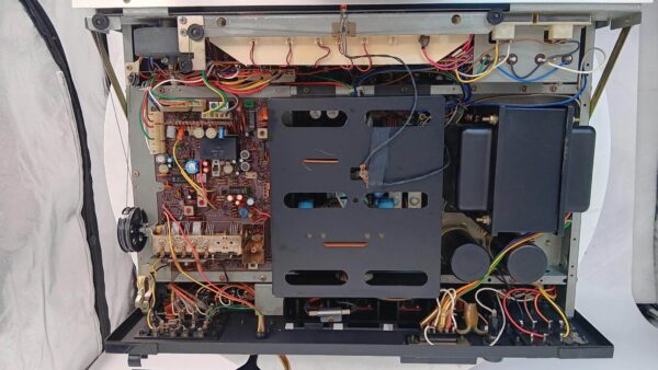 SANSUI_7070_VINTAGE _STEREO_RECEIVER