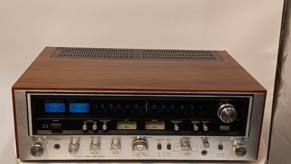 SANSUI_7070_VINTAGE _STEREO_RECEIVER