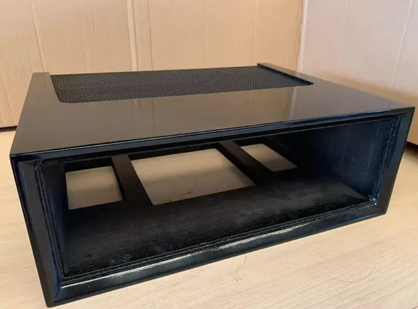 Marantz WC-22 Black Wood Cabinet