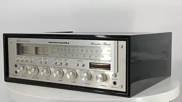 Marantz WC-22 Black Wood Cabinet