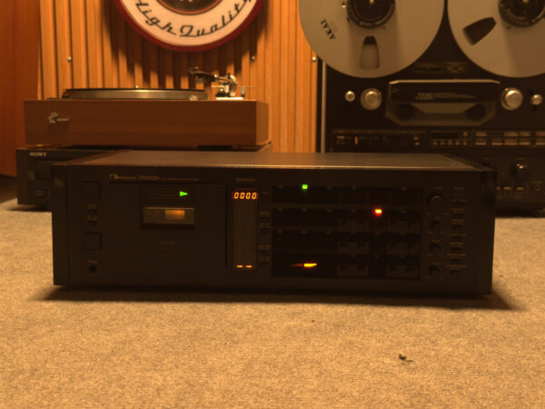 NAKAMICHI DRAGON A801 CASSETTE DECK