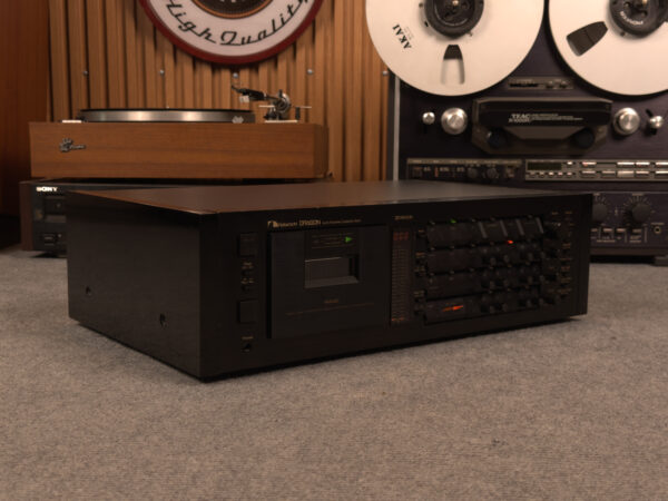 NAKAMICHI DRAGON A801 CASSETTE DECK