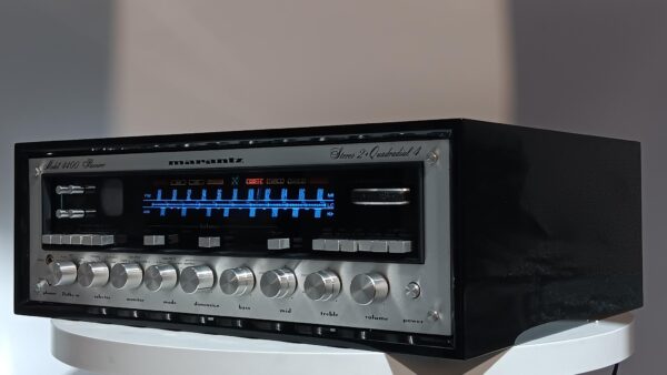 Marantz 4400 Receiver 11
