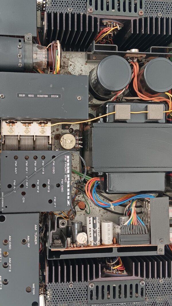 Marantz 4400 Receiver 14