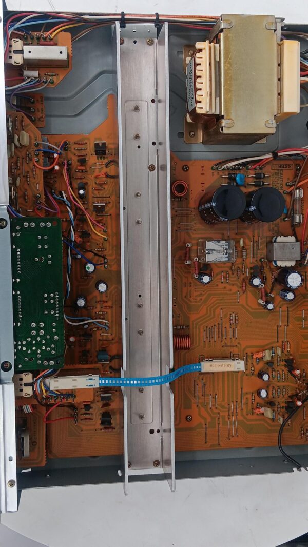 PIONEER SA-610 INTEGRATED AMPLIFIER + TX-610 STEREO TUNER