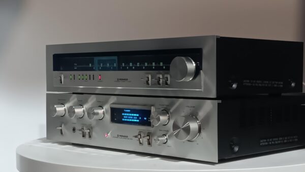 PIONEER SA-610 INTEGRATED AMPLIFIER + TX-610 STEREO TUNER