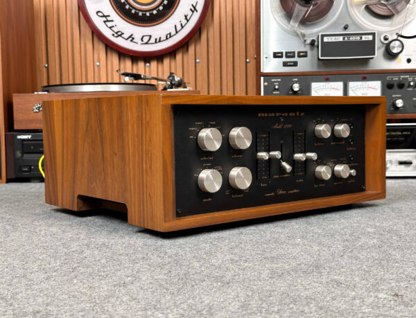 MARANTZ 1200 INTEGRATED AMPLIFIER