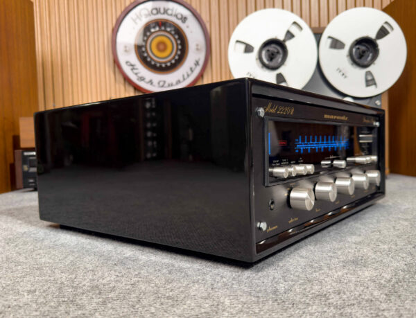 MARANTZ 2220B STEREO RECEIVER