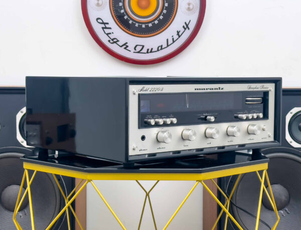 MARANTZ 2220B STEREO RECEIVER