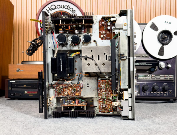 MARANTZ 2230 STEREO RECEIVER
