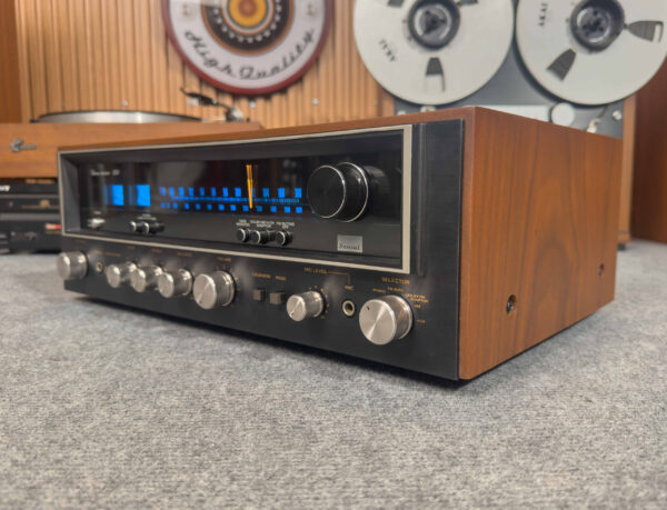 Receiver_sansui_690_5qjke3903_4