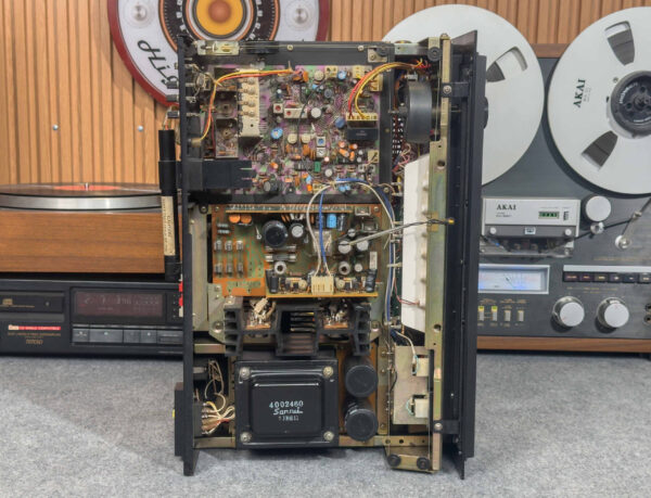Receiver_sansui_690_5qjke3903_7