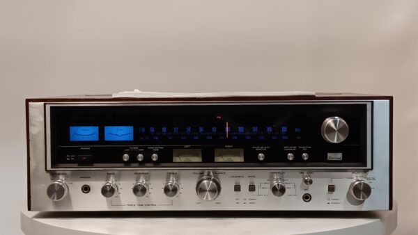 EXCELLENT SANSUI 7070 STEREO RECEIVER