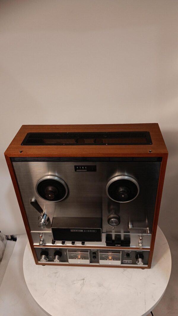 EXCELLENT TEAC A-6010 REEL-TO-REEL
