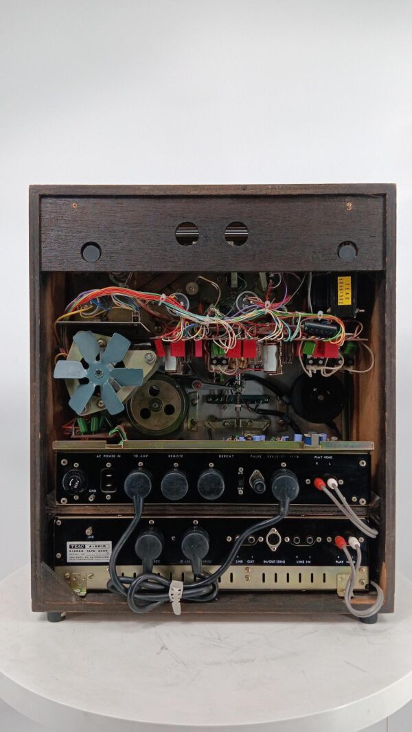 EXCELLENT TEAC A-6010 REEL-TO-REEL