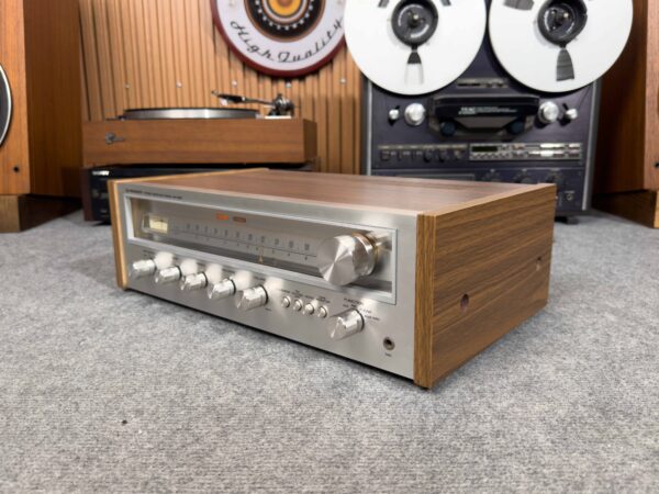 BEAUTIFUL PIONEER SX-450 STEREO RECEIVER