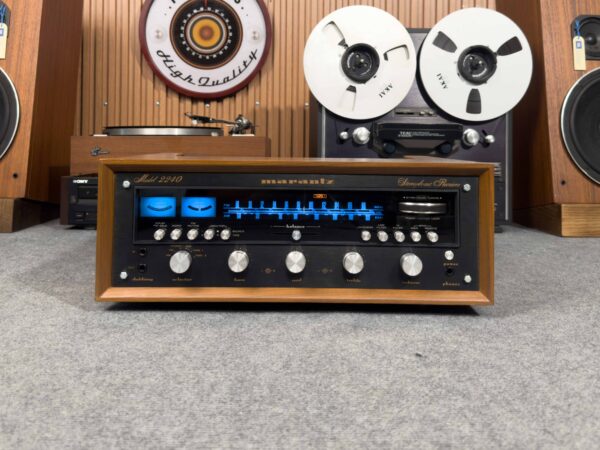 MARANTZ 2240 STEREO RECEIVER