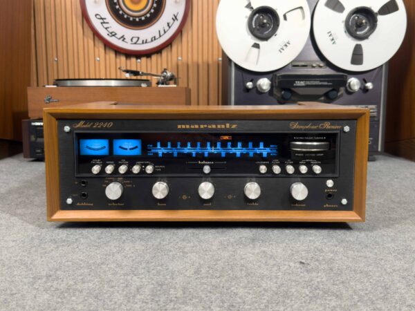 MARANTZ 2240 STEREO RECEIVER