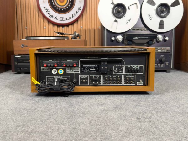 MARANTZ 2240 STEREO RECEIVER