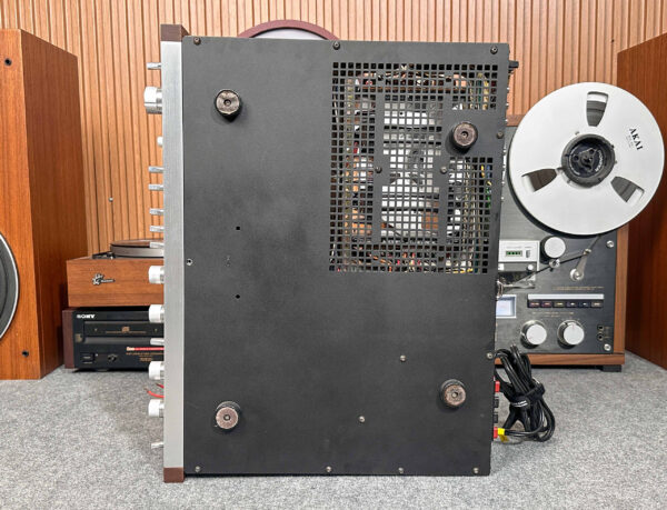 OUTSTANDING PIONEER SX-1080 STEREO RECEIVER